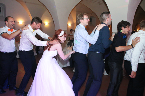 polonaise auf der hochzeit